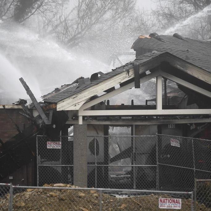 Authorities: Suspect in abortion clinic fire died in August